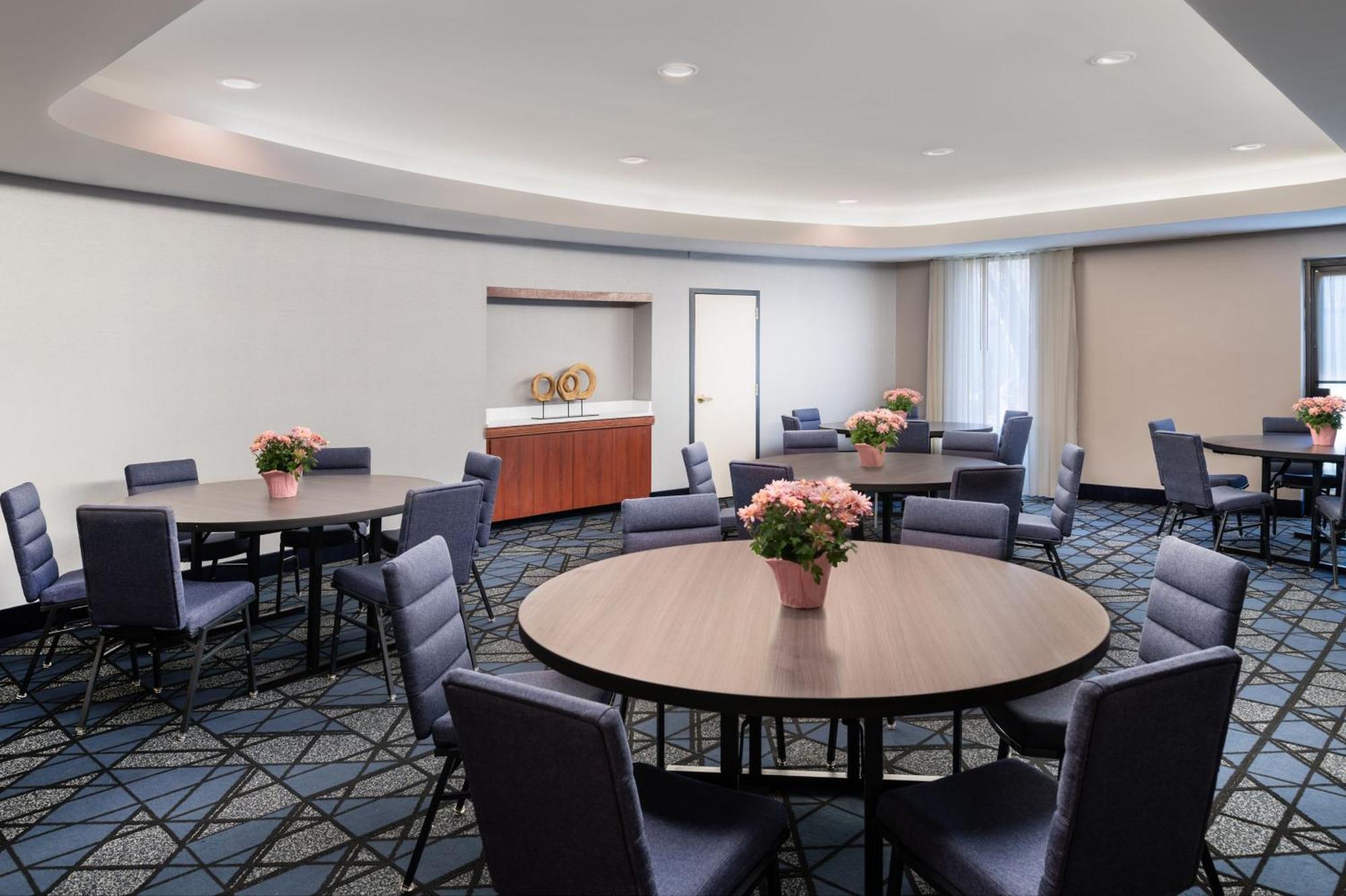 Hotel Courtyard By Marriott Providence Lincoln Extérieur photo